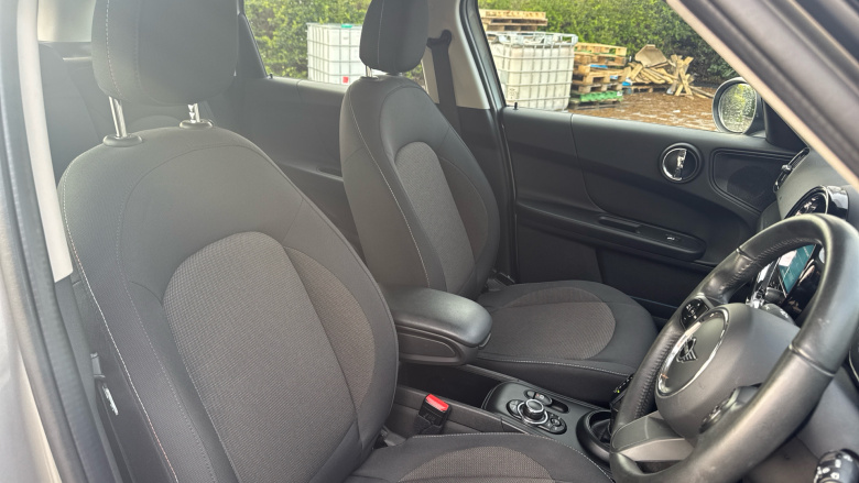 MINI Countryman 1.5 Cooper Classic 5dr Auto Petrol Hatchback